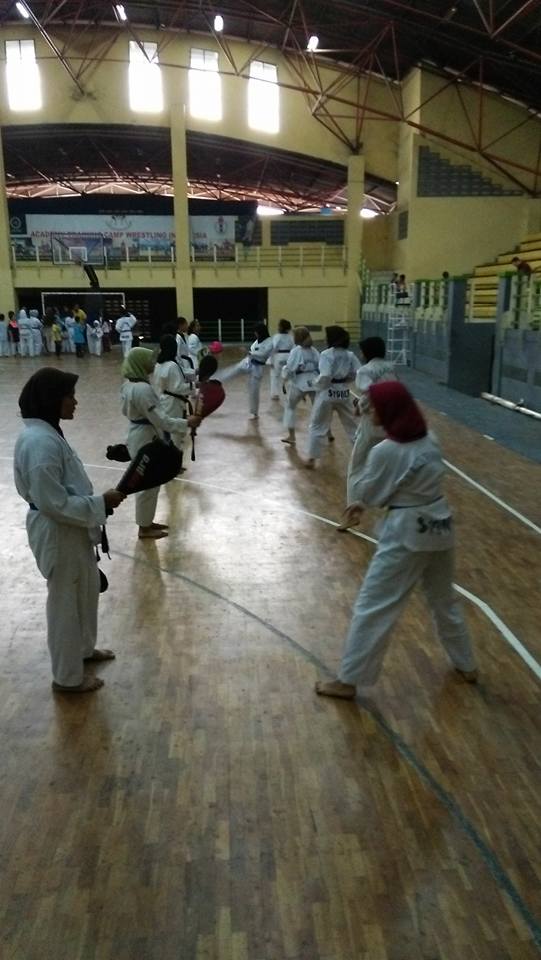 Peralatan lengkap